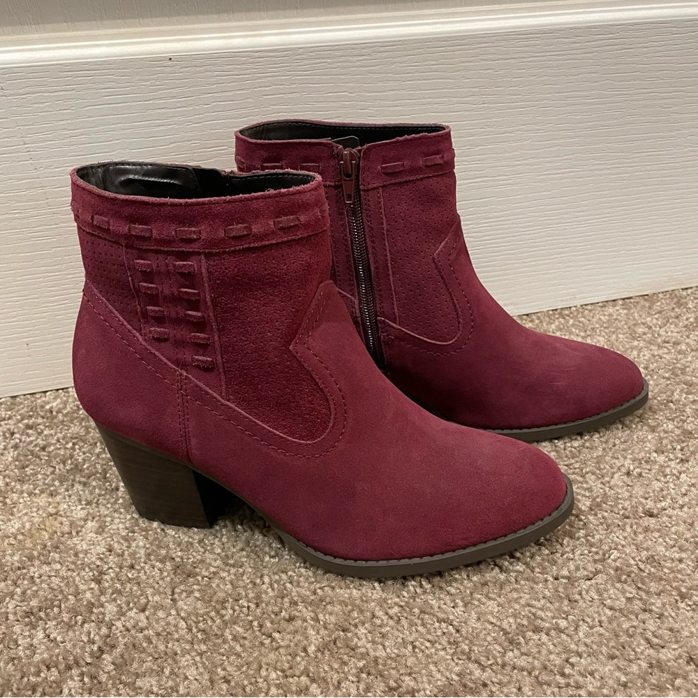 Market & Spruce Caia Heeled Suede Booties